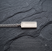 LOVE IS BLIND WITH ROLÒ CHAIN