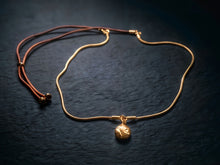 SMALL NUGGET ON SNAKE CHAIN