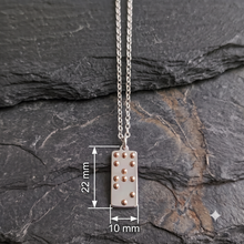 LOVE IS BLIND WITH ROLÒ CHAIN